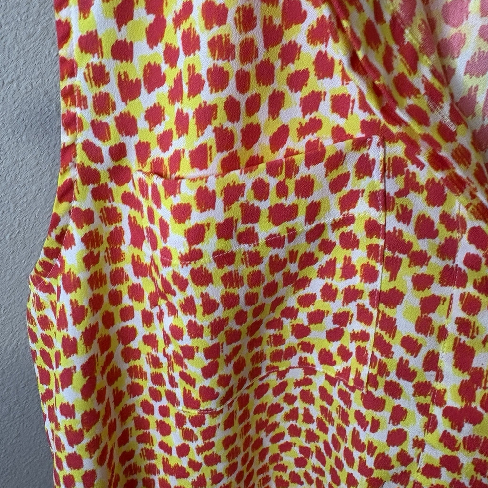 Ann Taylor Sleeveless Medium Yellow Red Print Collared Pocket Top Casual Bright - Picture 6 of 8